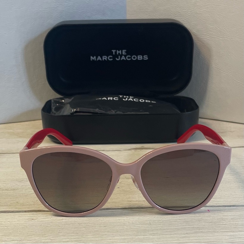New Marc Jacobs Pink and Red Sunglasses Full Inclusion